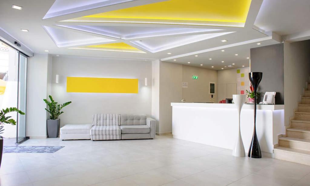 Princess Family Suites Plános 外观 照片
